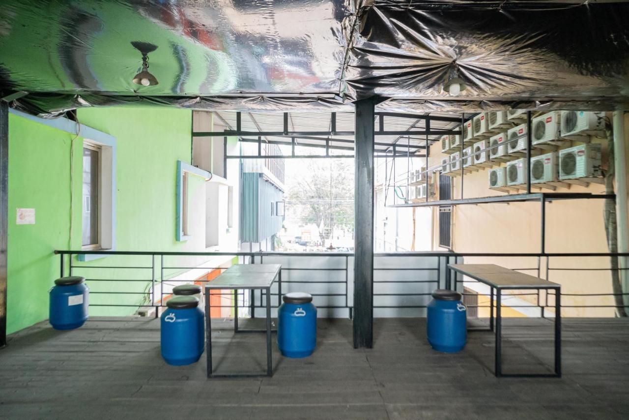 Reddoorz Near Flyover Arjosari Malang Exteriör bild